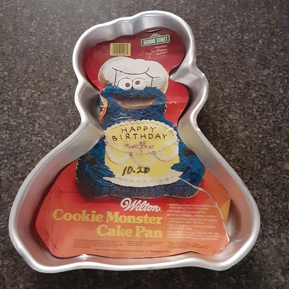 Vintage 1982 Wilton Sesame Street Cookie Monster Cake Pan - Picture 1 of 16